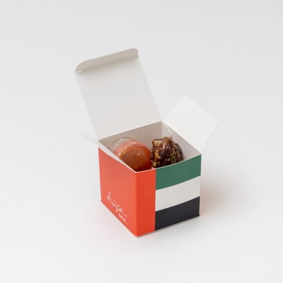 1 pieces of sukkary dates filled with biscuits, cardamom and caramel sauce - Image 2